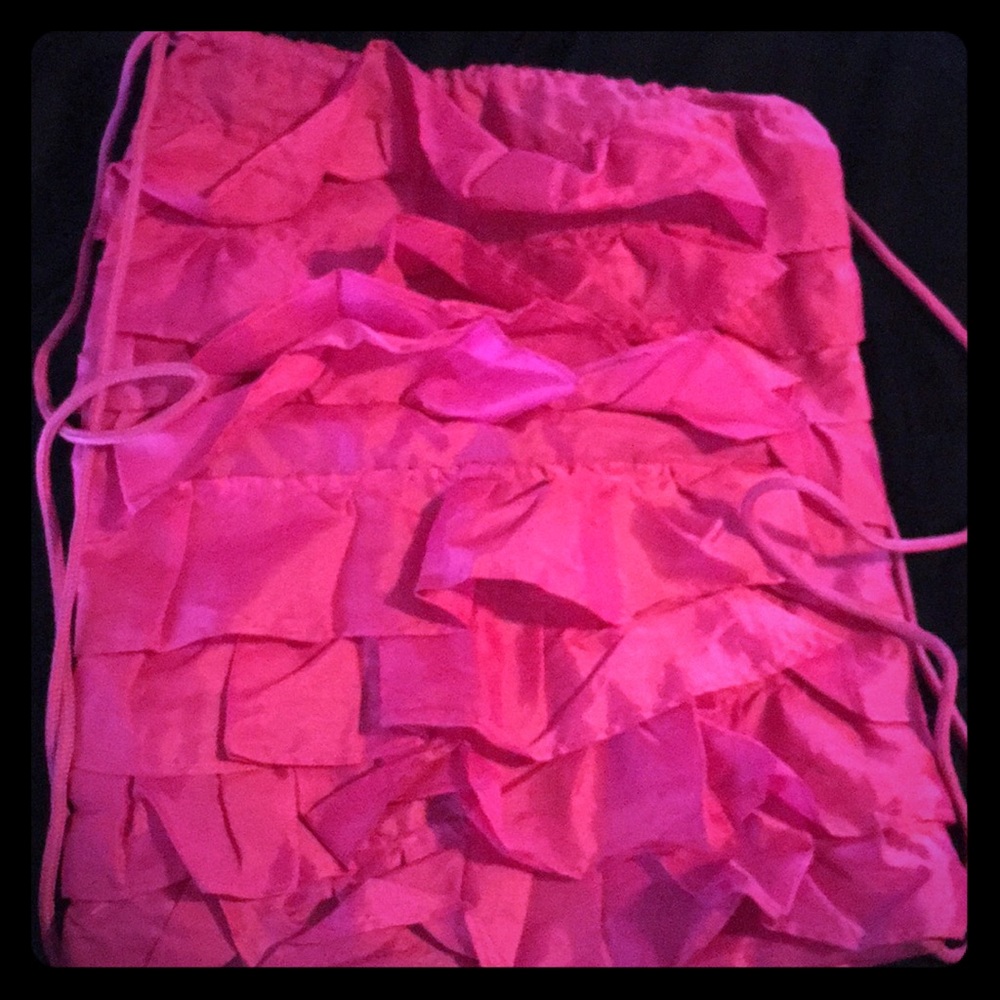 Thirty-one draw string ruffle bag